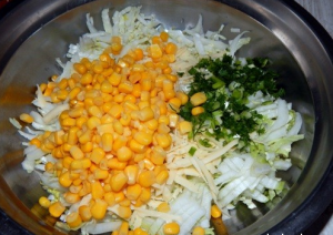 Chou chinois et salade de maïs