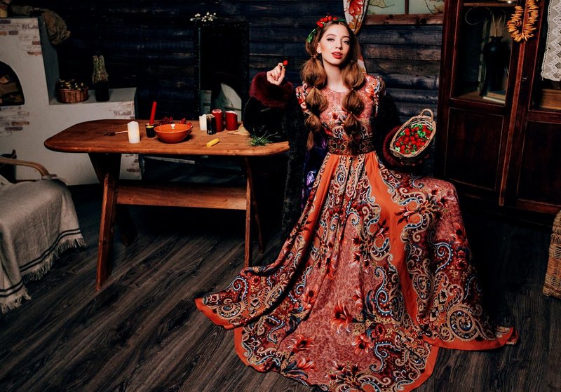 فستان من بافلوساد شالات