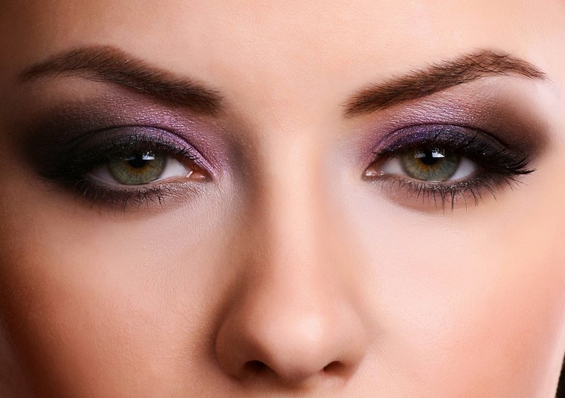 Maquillage violet