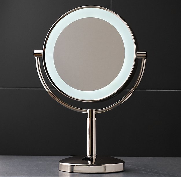Oglindă de masă de Beurer