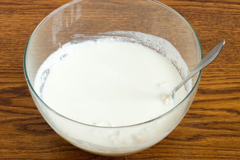 Masque à la mayonnaise et au yaourt naturel