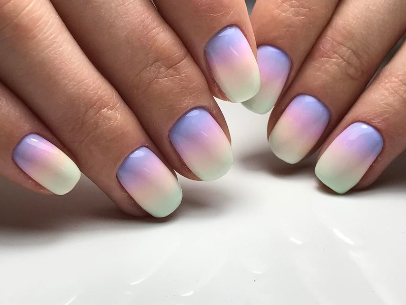 Rainbow Ombre on Nails