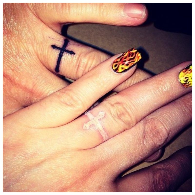 Mari et femme - tatouage conjoint