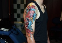 Cool tetování na rameni